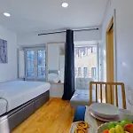 Apartment Purple Break Lisbon