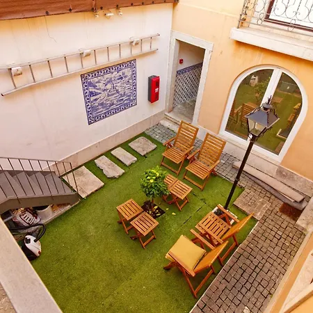 Purple Break Апартаменты Лиссабон