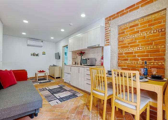 Purple Break 公寓 *